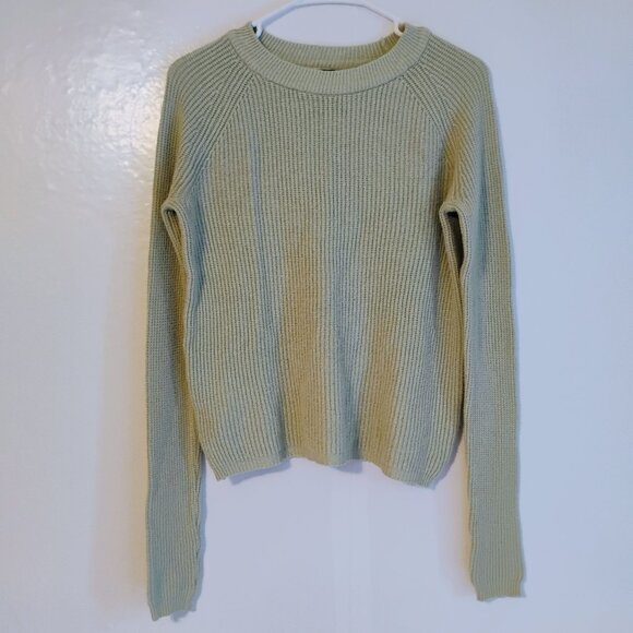 Tahari Sweaters - Tahari Sage Green Ribbed Knit Cropped Sweater XS Fitted